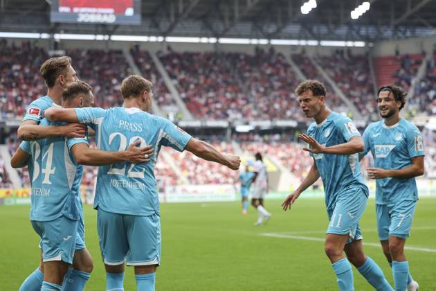 Torjubel TSG Hoffenheim beim 1:1 durch Fisnik Asllani (TSG Hoffenheim, 11) , Deutschland, Fussball, 1. Bundesliga, 5.Spieltag, 2025 2026, SC Freiburg vs. TSG 1899 Hoffenheim, 28.09.2025, Europa-Park Stadion, Freiburg im Breisgau, Deutschland Freiburg im Breisgau Europa-Park Stadion Baden-Württemberg Deutschland Copyright: xGrantxHubbsx