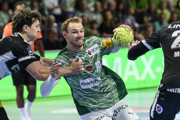 im Bild v.l.: Mathias Gidsel (Fuechse Berlin), GER, Berlin, Handball, Fuechse Berlin vs ThSV Eisenach, DAIKIN Handball-Bundesliga, in der Max Schmeling Halle, 21.09.2025, Copyright: HMBxMedia UwexKoch