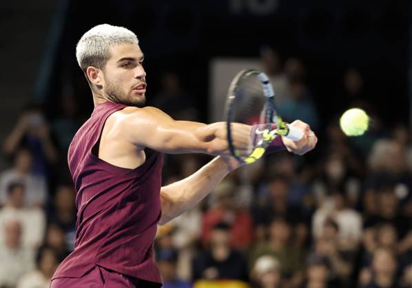 Tennis: Japan Open Carlos Alcaraz of Spain plays against Brandon Nakashima of the United States in the men s singles quarterfinals of the Japan Open tennis tournament at Ariake Tennis Park in Tokyo on Sept. 28, 2025. A14AA0004889990P