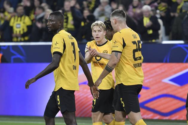 Daniel Svensson (Dortmund 24) jubelt nach dem Tor zum 1:0 mit dNiklas Süle Suele (Dortmund 25) 01.04.2025 Fussball, Champions League, Borussia Dortmund vs Athletic Club de Bilbao, Signal Iduna Park, Dortmund,
