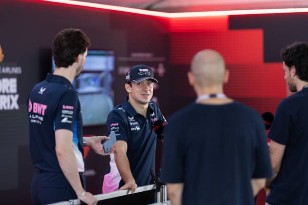 F1 - SINGAPORE GRAND PRIX 2025 COLAPINTO Franco (arg), Alpine F1 Team A525, portrait during the 2025 Formula 1 Singapore Grand Prix, 18th round of the 2025 FIA Formula One World Championship, WM, Weltmeisterschaft from October 3 to 5, 2025 on the Marina Bay Street Circuit, in Singapore - SingaporeSingapore Copyright: xDPPIx
