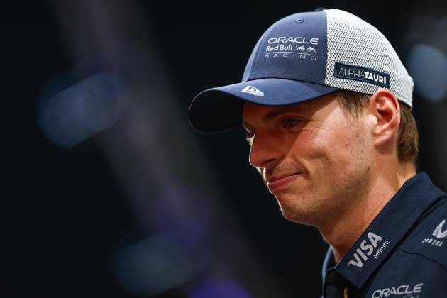 F1 - SINGAPORE GRAND PRIX 2025 VERSTAPPEN Max (ned), Red Bull Racing RB21, portrait during the 2025 Formula 1 Singapore Grand Prix, 18th round of the 2025 FIA Formula One World Championship, WM, Weltmeisterschaft from October 3 to 5, 2025 on the Marina Bay Street Circuit, in Singapore - SingaporeSingapore Copyright: xDPPIx