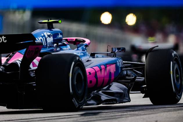 F1 - SINGAPORE GRAND PRIX 2025 43 COLAPINTO Franco (arg), Alpine F1 Team A525, action during the 2025 Formula 1 Singapore Grand Prix, 18th round of the 2025 FIA Formula One World Championship, WM, Weltmeisterschaft from October 3 to 5, 2025 on the Marina Bay Street Circuit, in Singapore - SingaporeSingapore Copyright: xFLORENTxGOODENx