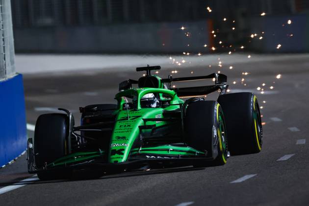 F1 - SINGAPORE GRAND PRIX 2025 27 HULKENBERG Nico (ger), Stake F1 Team Kick C45, action during the 2025 Formula 1 Singapore Grand Prix, 18th round of the 2025 FIA Formula One World Championship, WM, Weltmeisterschaft from October 3 to 5, 2025 on the Marina Bay Street Circuit, in Singapore - SingaporeSingapore Copyright: xFLORENTxGOODENx
