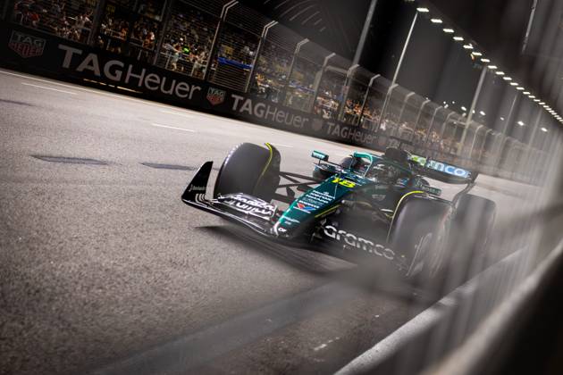 F1 - SINGAPORE GRAND PRIX 2025 18 STROLL Lance (can), Aston Martin F1 Team AMR25, action during the 2025 Formula 1 Singapore Grand Prix, 18th round of the 2025 FIA Formula One World Championship, WM, Weltmeisterschaft from October 3 to 5, 2025 on the Marina Bay Street Circuit, in Singapore - SingaporeSingapore Copyright: xDPPIx