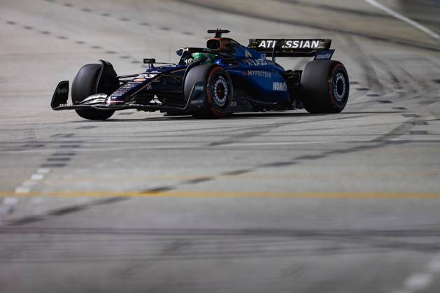 F1 - SINGAPORE GRAND PRIX 2025 23 ALBON Alexander (tha), Williams Racing FW47, action during the 2025 Formula 1 Singapore Grand Prix, 18th round of the 2025 FIA Formula One World Championship, WM, Weltmeisterschaft from October 3 to 5, 2025 on the Marina Bay Street Circuit, in Singapore - SingaporeSingapore Copyright: xDPPIx