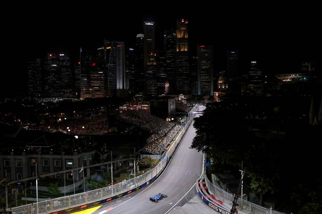 F1 - SINGAPORE GRAND PRIX 2025 55 SAINZ Carlos (spa), Williams Racing FW47, action during the 2025 Formula 1 Singapore Grand Prix, 18th round of the 2025 FIA Formula One World Championship, WM, Weltmeisterschaft from October 3 to 5, 2025 on the Marina Bay Street Circuit, in Singapore - SingaporeSingapore  Copyright: xEricxAlonsox
