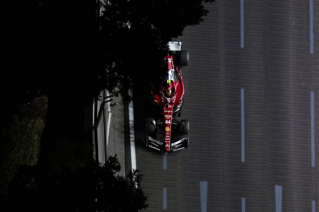 F1 - SINGAPORE GRAND PRIX 2025 44 HAMILTON Lewis (gbr), Scuderia Ferrari SF-25, action during the 2025 Formula 1 Singapore Grand Prix, 18th round of the 2025 FIA Formula One World Championship, WM, Weltmeisterschaft from October 3 to 5, 2025 on the Marina Bay Street Circuit, in Singapore - SingaporeSingapore Copyright: xEricxAlonsox