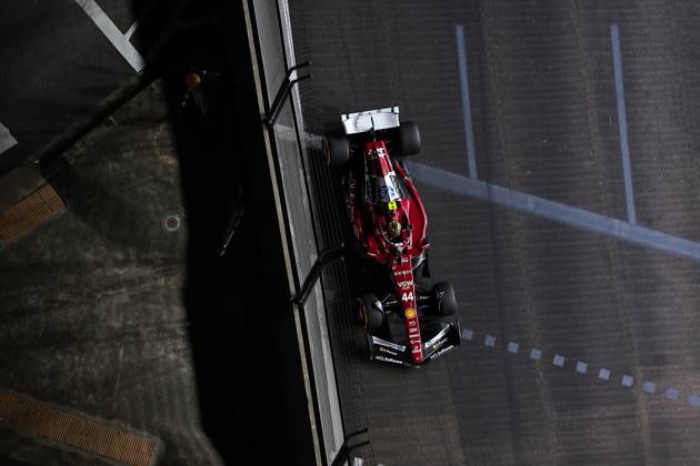F1 - SINGAPORE GRAND PRIX 2025 44 HAMILTON Lewis (gbr), Scuderia Ferrari SF-25, action during the 2025 Formula 1 Singapore Grand Prix, 18th round of the 2025 FIA Formula One World Championship, WM, Weltmeisterschaft from October 3 to 5, 2025 on the Marina Bay Street Circuit, in Singapore - SingaporeSingapore Copyright: xEricxAlonsox