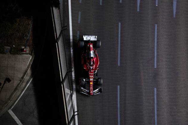 F1 - SINGAPORE GRAND PRIX 2025 16 LECLERC Charles (mco), Scuderia Ferrari SF-25, action during the 2025 Formula 1 Singapore Grand Prix, 18th round of the 2025 FIA Formula One World Championship, WM, Weltmeisterschaft from October 3 to 5, 2025 on the Marina Bay Street Circuit, in Singapore - SingaporeSingapore Copyright: xEricxAlonsox
