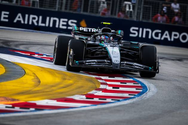2025 Formula One Singapore Grand Prix Marina Bay Street Circuit, Singapore, Singapore. 3.October.2025; Andrea Kimi Antonelli of Italy and Mercedes-AMG PETRONAS F1 Team during Free Practice 1 Formula One Singapore Grand Prix (Photo by Jay Hirano) Singapore Marina Bay Street Circuit Singapore Copyright: xJayxHiranox