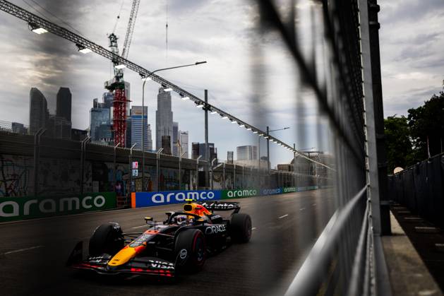 Marina Bay Street Circuit, Singapore, Singapore. 3.October.2025; Yuki Tsunoda of Japan and Visa Cash App RB Formula One Team during Free Practice 1 Formula One Singapore Grand Prix aflo_305775328