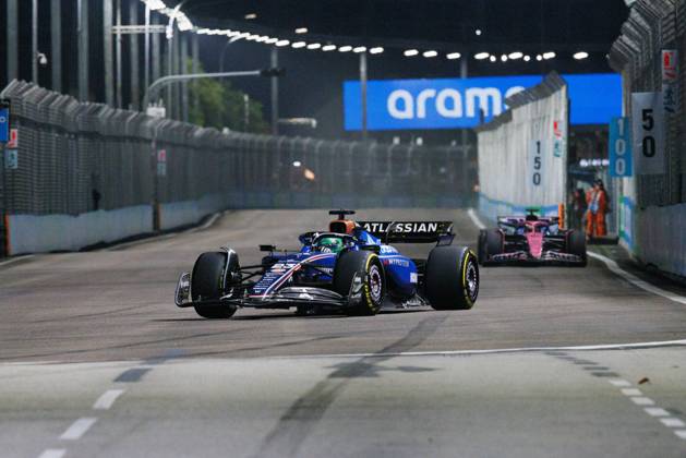 October 3, 2025, Singapore, Singapore: Alexander Albon of Thailand drives the (23) Williams Racing FW47 Mercedes during the practice session two ahead of the F1 Grand Prix of Singapore at the Marina Bay Street Circuit. Singapore Singapore - ZUMAs197 20251003_aaa_s197_206 Copyright: xGeorgexHitchensx