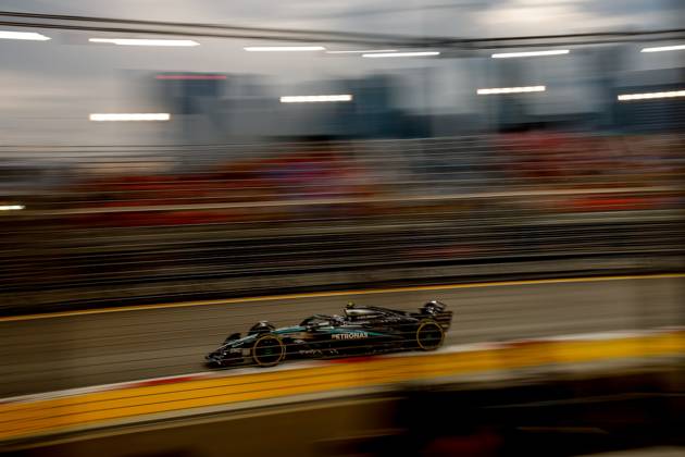 F1 - SINGAPORE GRAND PRIX 2025 12 KIMI ANTONELLI Andrea (ita), Mercedes AMG F1 Team W16, action during the 2025 Formula 1 Singapore Grand Prix, 18th round of the 2025 FIA Formula One World Championship, WM, Weltmeisterschaft from October 3 to 5, 2025 on the Marina Bay Street Circuit, in Singapore - SingaporeSingapore Copyright: xDPPIx