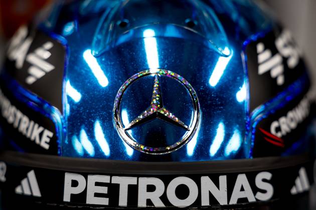 F1 - SINGAPORE GRAND PRIX 2025 RUSSELL George (gbr), Mercedes AMG F1 Team W16, portrait during the 2025 Formula 1 Singapore Grand Prix, 18th round of the 2025 FIA Formula One World Championship, WM, Weltmeisterschaft from October 3 to 5, 2025 on the Marina Bay Street Circuit, in Singapore - SingaporeSingapore Copyright: xDPPIx