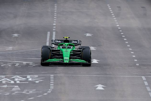 F1 - SINGAPORE GRAND PRIX 2025 05 BORTOLETO Gabriel (bra), Stake F1 Team Kick C45, action during the 2025 Formula 1 Singapore Grand Prix, 18th round of the 2025 FIA Formula One World Championship, WM, Weltmeisterschaft from October 3 to 5, 2025 on the Marina Bay Street Circuit, in Singapore - SingaporeSingapore  Copyright: xEricxAlonsox