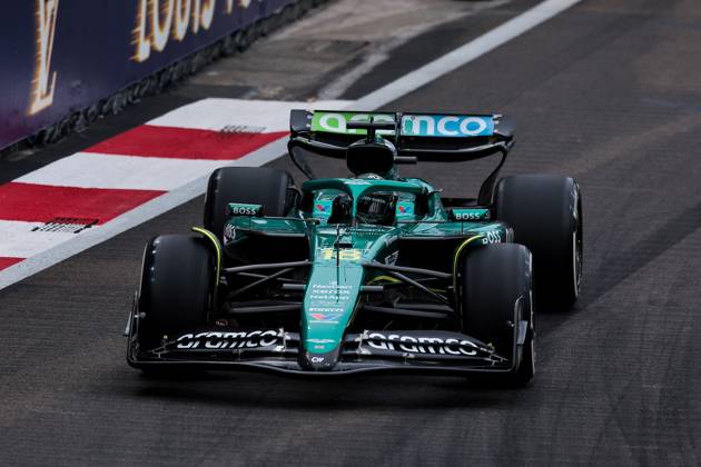F1 - SINGAPORE GRAND PRIX 2025 18 STROLL Lance (can), Aston Martin F1 Team AMR25, action during the 2025 Formula 1 Singapore Grand Prix, 18th round of the 2025 FIA Formula One World Championship, WM, Weltmeisterschaft from October 3 to 5, 2025 on the Marina Bay Street Circuit, in Singapore - SingaporeSingapore Copyright: xEricxAlonsox