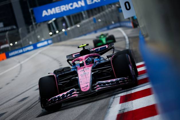 F1 - SINGAPORE GRAND PRIX 2025 43 COLAPINTO Franco (arg), Alpine F1 Team A525, action during the 2025 Formula 1 Singapore Grand Prix, 18th round of the 2025 FIA Formula One World Championship, WM, Weltmeisterschaft from October 3 to 5, 2025 on the Marina Bay Street Circuit, in Singapore - SingaporeSingapore Copyright: xEricxAlonsox