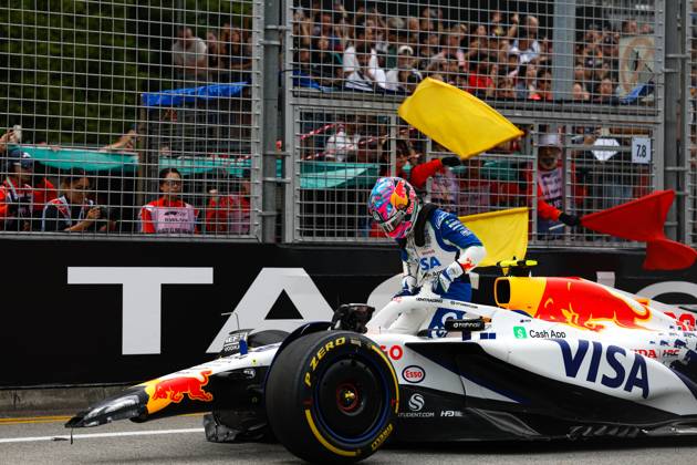 F1 - SINGAPORE GRAND PRIX 2025 LAWSON Liam (nzl), Visa Cash App RB F1 Team VCARB02, portrait during the 2025 Formula 1 Singapore Grand Prix, 18th round of the 2025 FIA Formula One World Championship, WM, Weltmeisterschaft from October 3 to 5, 2025 on the Marina Bay Street Circuit, in Singapore - SingaporeSingapore Copyright: xDPPIx
