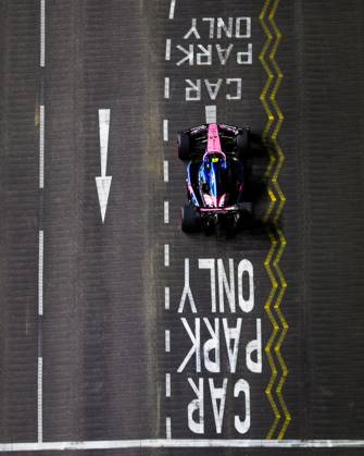 F1 - SINGAPORE GRAND PRIX 2025 43 COLAPINTO Franco (arg), Alpine F1 Team A525, action during the 2025 Formula 1 Singapore Grand Prix, 18th round of the 2025 FIA Formula One World Championship, WM, Weltmeisterschaft from October 3 to 5, 2025 on the Marina Bay Street Circuit, in Singapore - SingaporeSingapore Copyright: xFLORENTxGOODENx