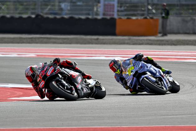 MOTO - MOTO GP - GRAND PRIX OF INDONESIA 2026 72 BEZECCHI Marco (ita), Aprilia Racing Team Gresini, Aprilia RS-GP 2025, action with 54 ALDEGUER Fermin (spa), Gresini Racing MotoGP, Ducati Desmosedici GP24 during the 2025 MotoGP Pertamina Grand Prix of Indonesia on the Mandalika circuit from October 3 to 5, At West Nusa Tenggara, Indonesia - West Nusa TenggaraIndonesia Copyright: xGIGIxSOLDANOx