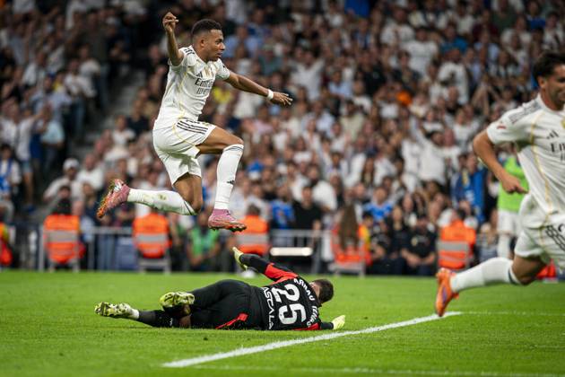 REAL MADRID CF v VILLARREAL CF. LA LIGA 2025 2026. ROUND 8. Real Madrid CF™s Kylian Mbappe during La Liga match. October 4, 2025. (ALTERPHOTOS Toni Garrido) MadridSpain  Copyright: xTonixGarridox