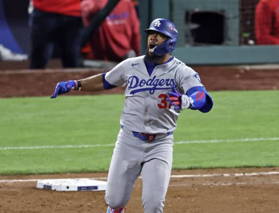 Baseball: Division Series between Dodgers and Phillies Los Angeles Dodgers right fielder Teoscar Hernandez rounds the bases after hitting a three-run home run in the seventh inning of Game 1 of the National League Division Series against the Philadelphia Phillies at Citizens Bank Park in Philadelphia on Oct. 4, 2025. A14AA0004911890P