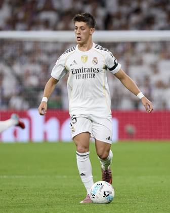 October 4, 2025, Madrid, Madrid, Spain: Arda Go¼ler of Real Madrid CF during La Liga football match between Real Madrid CF v Villareal CF at Santiago Bernabeu Stadium in Madrid, Spain, October 4, 2025 Madrid Spain - ZUMAa206 20251004_zsp_a206_179 Copyright: xRubenxAlbarranx