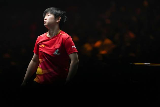 (251005) -- BEIJING, Oct. 5, 2025 -- Sun Yingsha reacts during the women s singles final match between Sun Yingsha of China and Wang Manyu of China at 2025 World Table tennis, Tischtennis (WTT) China Smash in Beijing, China, Oct. 5, 2025. ) (SP)CHINA-BEIJING-TABLE TENNIS-WTT-CHINA SMASH-WOMEN S SINGLES-FINAL (CN) SunxFei