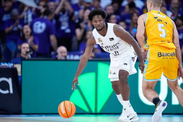 October 5, 2025, Madrid, Madrid, Spain: Andres Feliz of Real Madrid in action during the Spanish League, Liga ACB Endesa, basketball match played between Real Madrid and Dreamland Gran Canaria at Movistar Arena on October 05, 2025, in Madrid, Spain. Madrid Spain - ZUMAa181 20251005_zaa_a181_049 Copyright: xDennisxAgyemanx