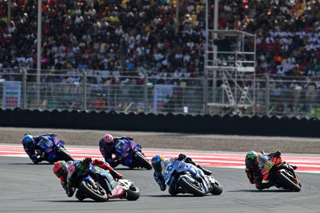 MOTO - MOTO GP - GRAND PRIX OF INDONESIA 2026 20 QUARTARARO Fabio (fra), Monster Energy Yamaha MotoGP, Yamaha YZR-M1, action with 73 MARQUEZ Alex (spa), Gresini Racing MotoGP, Ducati Desmosedici GP24 during the 2025 MotoGP Pertamina Grand Prix of Indonesia on the Mandalika circuit from October 3 to 5, At West Nusa Tenggara, Indonesia - West Nusa TenggaraIndonesia Copyright: xGIGIxSOLDANOx