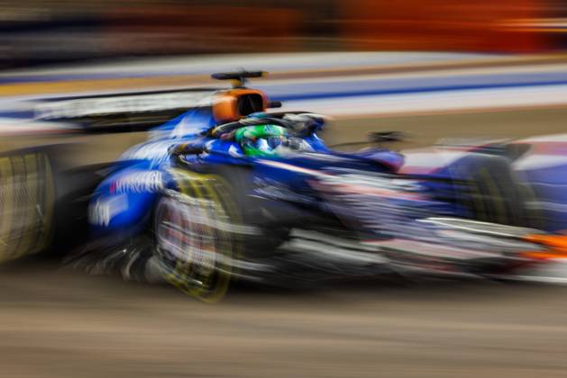 October 5, 2025, Singapore, Singapore: Alexander Albon of Thailand and the Williams Racing Team during the F1 Grand Prix of Singapore at the Marina Bay Street Circuit. Singapore Singapore - ZUMAs197 20251005_aaa_s197_560 Copyright: xGeorgexHitchensx