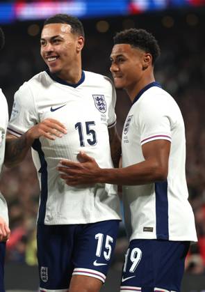 London, England, 9th October 2025. Morgan Rogers (l) first goal scorer with Ollie Watkins (r) of England as he celebrates scoring their second goal during the England vs Wales International Friendly, Länderspiel, Nationalmannschaft match at Wembley Stadium, London. Picture credit should read: David Klein Sportimage EDITORIAL USE ONLY. No use with unauthorised audio, video, data, fixture lists, club league logos or live services. Online in-match use limited to 120 images, no video emulation. No use in betting, games or single club league player publications. SPI_018_PT_Eng_Wal SPI-4207-0039