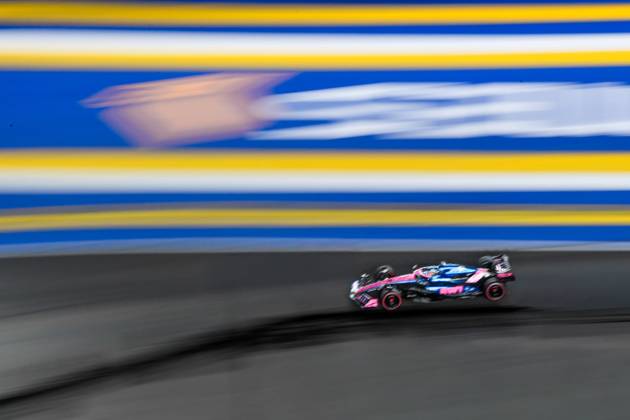 October 4, 2025, Singapore, Tamilnadu, Singapore: Pierre Gasly of Alpine during qualifying of the F1 Grand Prix of Singapore at Marina Bay Street Circuit on October, 4th, 2025 in Singapore. Singapore Singapore - ZUMAc251 20251004_znp_c251_008 Copyright: xVikramxChandrasekarx