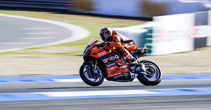 October 10, 2025, Cascais, Lisbon, Portugal: Nicolo Bulega in action during the WorldSBK Championship Free Practice at the Estoril Circuit, Portugal, on October 11, 2025. Cascais Portugal - ZUMAr200 20251010_zsp_r200_014 Copyright: xNunoxReisinhox