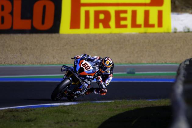 October 10, 2025, Cascais, Lisbon, Portugal: Michael van der Mark in action during the WorldSBK Championship Free Practice at the Estoril Circuit, Portugal, on October 11, 2025. Cascais Portugal - ZUMAr200 20251010_zsp_r200_032 Copyright: xNunoxReisinhox