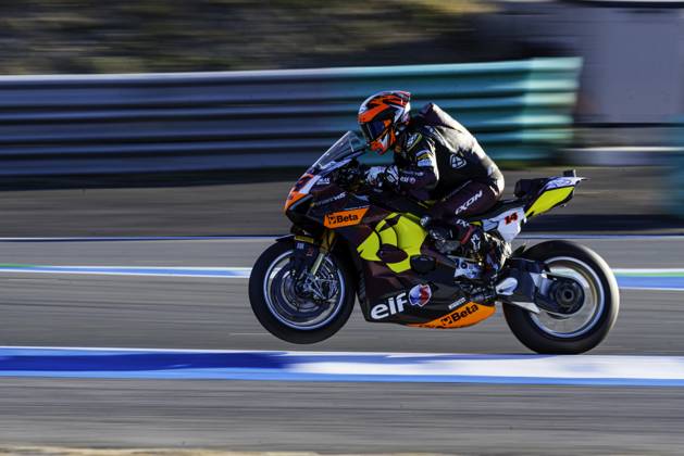 October 11, 2025, Cascais, Lisbon, Portugal: Sam Lowes in action during the WorldSBK Championship Free Practice 3 at the Estoril Circuit, Portugal, on October 11, 2025. Cascais Portugal - ZUMAr200 20251011_zsp_r200_001 Copyright: xNunoxReisinhox