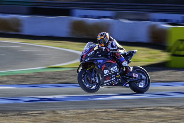October 11, 2025, Cascais, Lisbon, Portugal: Michael van der Mark in action during the WorldSBK Championship Free Practice 3 at the Estoril Circuit, Portugal, on October 11, 2025. Cascais Portugal - ZUMAr200 20251011_zsp_r200_015 Copyright: xNunoxReisinhox