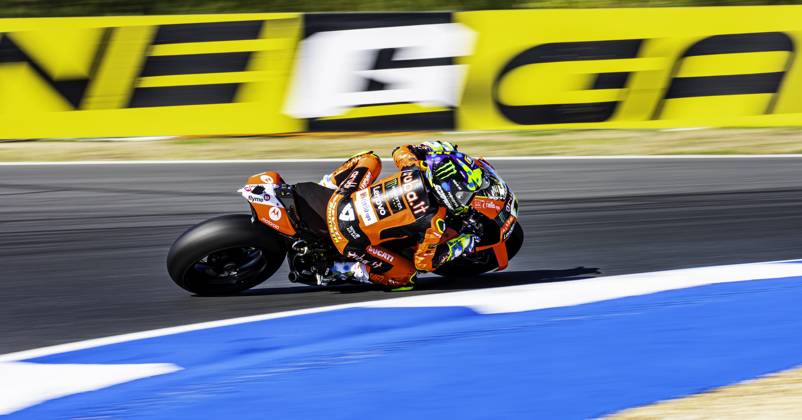October 11, 2025, Cascais, Lisbon, Portugal: Alvaro Bautista in action during the WorldSBK Championship Tissot Superpole at the Estoril Circuit, Portugal, on October 11, 2025. Cascais Portugal - ZUMAr200 20251011_zsp_r200_036 Copyright: xNunoxReisinhox