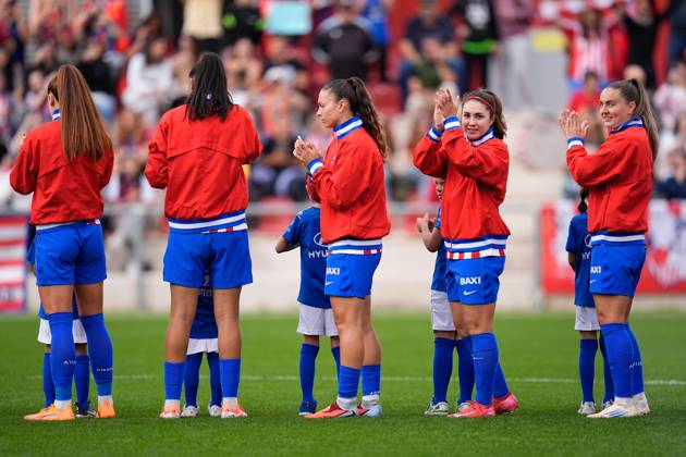 October 12, 2025, Madrid, Madrid, Spain: Alexia Fernandez Diaz and Vilde Boe Risa of Atletico Madrid greet the supporters during the Spanish Women League, Liga F, football match played between Atletico de Madrid and FC Barcelona, Barca at Centro Deportivo Alcala de Henares on October 12, 2025 in Madrid, Spain. Madrid Spain - ZUMAa181 20251012_zaa_a181_121 Copyright: xDennisxAgyemanx