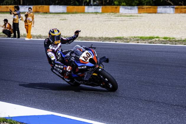 October 12, 2025, Cascais, Lisbon, Portugal: Michael van der Mark,during the WorldSBK Championship Tissot Superpole Race at the Estoril Circuit, Portugal, on October 12, 2025. Cascais Portugal - ZUMAr200 20251012_zsp_r200_021 Copyright: xNunoxReisinhox