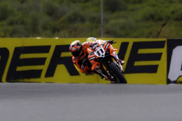 October 12, 2025, Cascais, Lisbon, Portugal: Nicolo Bulega in action during the WorldSBK Championship Race 2 at the Estoril Circuit, Portugal, on October 12, 2025. Cascais Portugal - ZUMAr200 20251012_zsp_r200_035 Copyright: xNunoxReisinhox