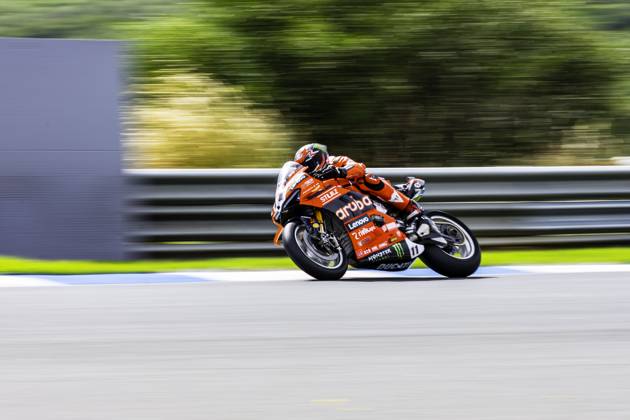 October 12, 2025, Cascais, Lisbon, Portugal: Nicolo Bulega in action during the WorldSBK Championship Race 2 at the Estoril Circuit, Portugal, on October 12, 2025. Cascais Portugal - ZUMAr200 20251012_zsp_r200_055 Copyright: xNunoxReisinhox