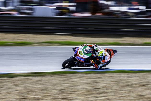 October 12, 2025, Cascais, Lisbon, Portugal: Axel Bassani in action during the WorldSBK Championship Race 2 at the Estoril Circuit, Portugal, on October 12, 2025. Cascais Portugal - ZUMAr200 20251012_zsp_r200_075 Copyright: xNunoxReisinhox