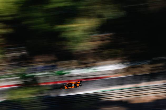 AUTO - ELMS - 4 HOURS OF PORTIMAO 2025 23 BIRCH Michael (gbr), PATTERSON Garnet (aus), BOYD Wayne (gbr), United Autosports, McLaren 720S GT3 Eco, LMGT3, action during the 4 Hours of Portimao, 6th round of the 2025 European Le Mans Series on the Autodromo Internacional do Algarve from October 16 to 18, 2025 in Portimao, Portugal -  Copyright: xJoaoxFilipex