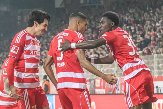im Bild v.l.: Tor, Treffer, Jubel, Torjubel, Freude, Begeisterung, feiert, nach 1:0 durch Danilho Doekhi (1.FC Union), GER, Berlin, 1. FC Union Berlin vs. Borussia Moenchengladbach, 1. Bundesliga, Fussball, DFB, Spielzeit 2025 2026, Alte Foersterei, . Spieltag, DFB DFL REGULATIONS PROHIBIT ANY USE OF PHOTOGRAPHS AS IMAGE SEQUENCES AND OR QUASI-VIDEO, 17.10.25, Copyright: HMBxMedia UwexKoch