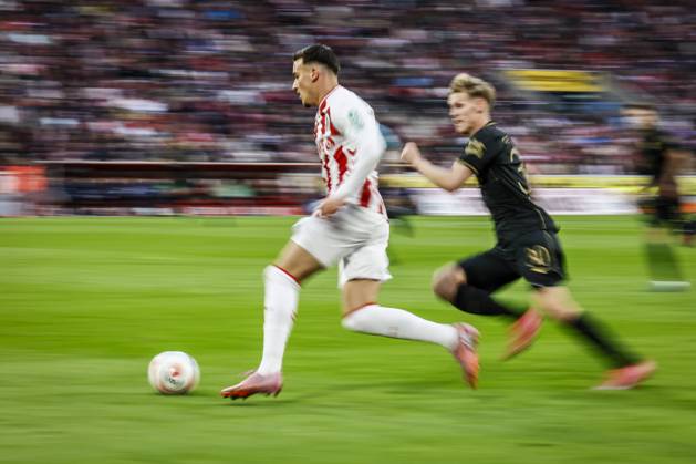 KOELN, GERMANY - OCTOBER 18: Said el Mala (1. FC Koeln, 13) speeding during the Bundesliga match between 1. FC Koeln vs. FC Augsburg at the Rheinenergie-Stadion on matchday 7 of the 1. Bundesliga on October 18, 2025 in Koeln, Germany. DFL REGULATIONS PROHIBIT ANY USE OF PHOTOGRAPHS AS IMAGE SEQUENCES AND OR QUASI-VIDEO. Nordrhein-Westfalen Germany Copyright: xBEAUTIFULxSPORTS AxelxKohringx