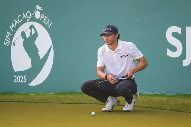 October 19, 2025, Macao, Macao Sar, China: Macau Open Golf , Final Round, Macau Golf and Country Club Coloane, Macao, China . Germanys Dominic Foos Wins the Macau Open Golf after a tiebreaker with Taiwans Wang, Foos in the final round aiming to tie with Wang. Macao China - ZUMAr144 20251019_zap_r144_021 Copyright: xJaynexRussellx