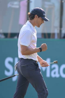 October 19, 2025, Macao, Macao Sar, China: Macau Open Golf , Final Round, Macau Golf and Country Club Coloane, Macao, China . Germanys Dominic Foos Wins the Macau Open Golf after a tiebreaker with Taiwans Wang, Foos in the final round ties with Wang on -17. Macao China - ZUMAr144 20251019_zap_r144_031 Copyright: xJaynexRussellx