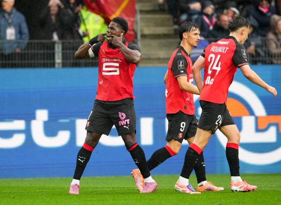 Stade Rennais FC v AJ Auxerre - Ligue 1 McDonald s 2025 2026 09 Esteban LEPAUL (srfc) - 07 Breel EMBOLO (srfc) during the Ligue 1 McDonald s match between Rennes and Auxerre at Roazhon Park on October 19, 2025 in Rennes, France. Rennes France Copyright: xFEPx 776348165